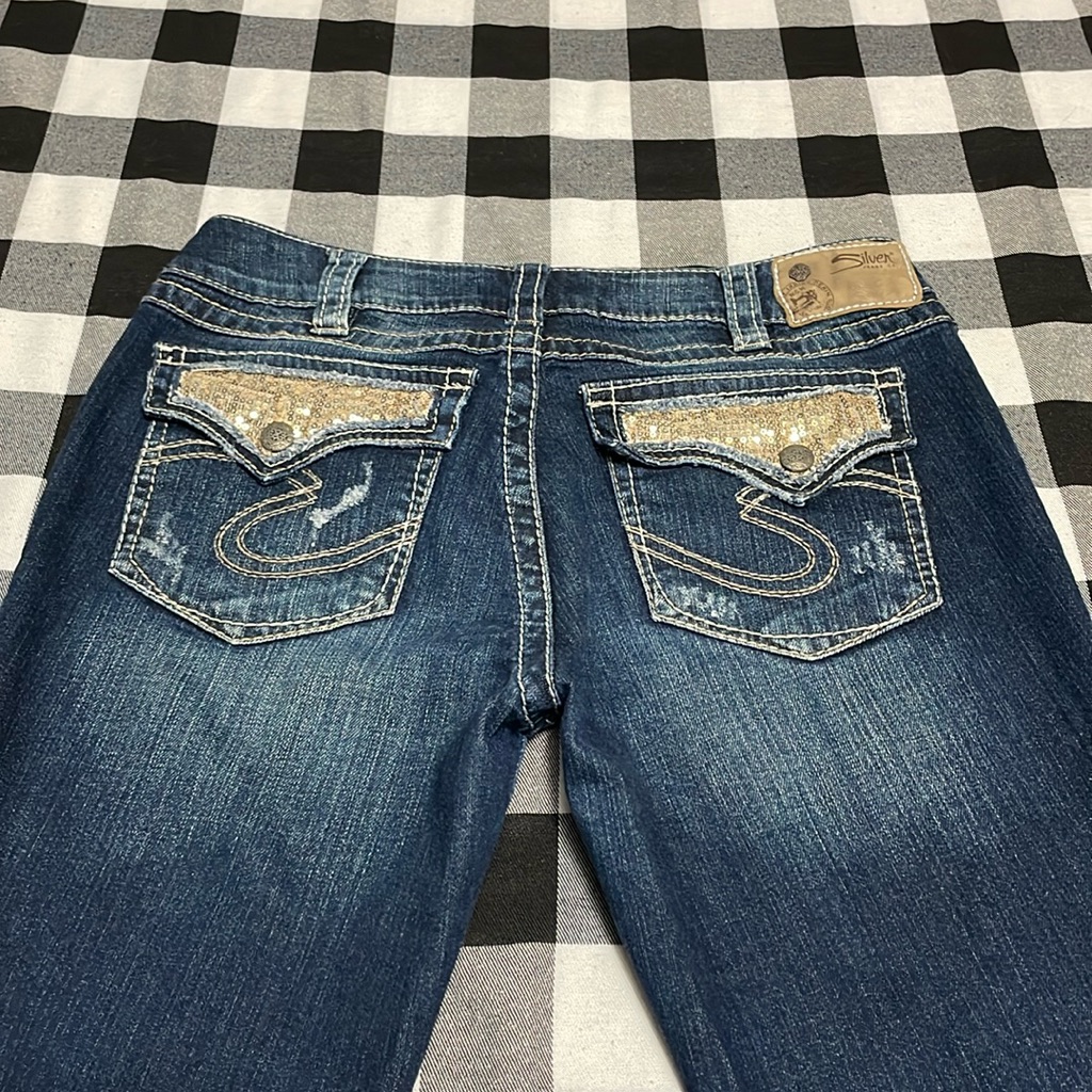 Silver Jeans Suki Surplus 3032 Bootcut Flare Gold Embellished Distress Stretch